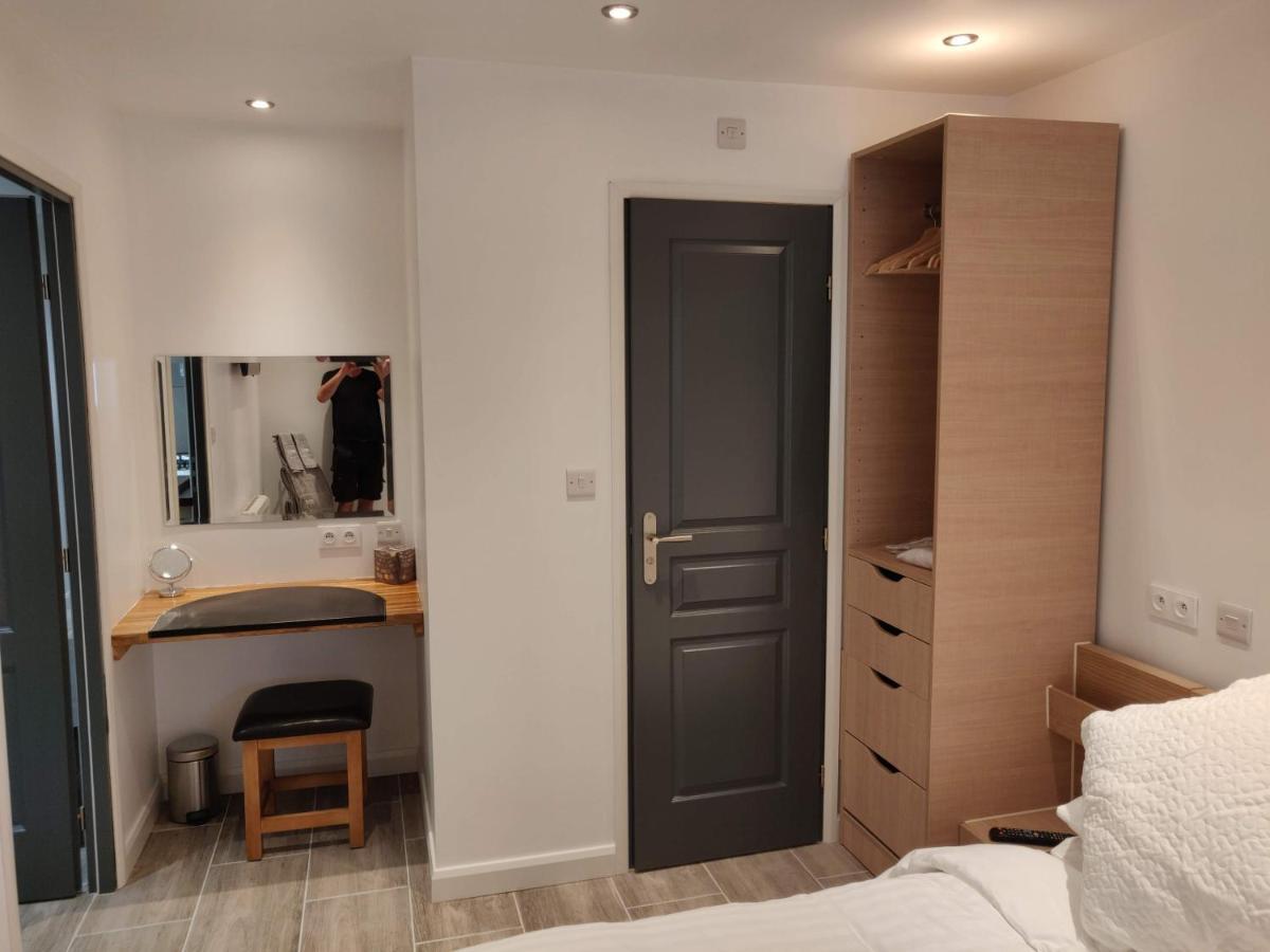 Dobbies Adults Only Boutique Apartment Saint-Marcel-sur-Aude Bagian luar foto