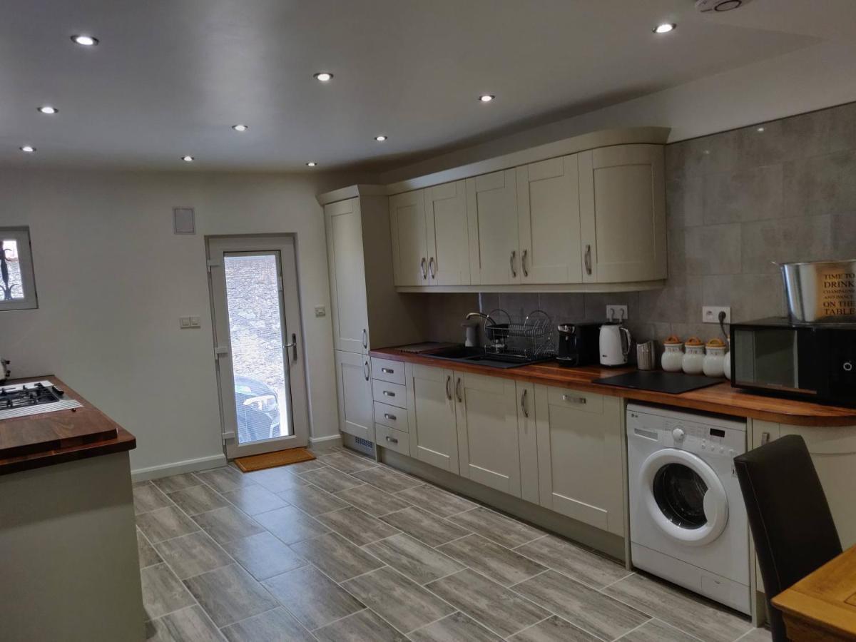 Dobbies Adults Only Boutique Apartment Saint-Marcel-sur-Aude Bagian luar foto