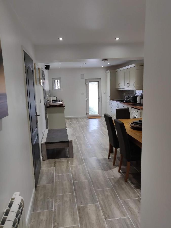 Dobbies Adults Only Boutique Apartment Saint-Marcel-sur-Aude Bagian luar foto