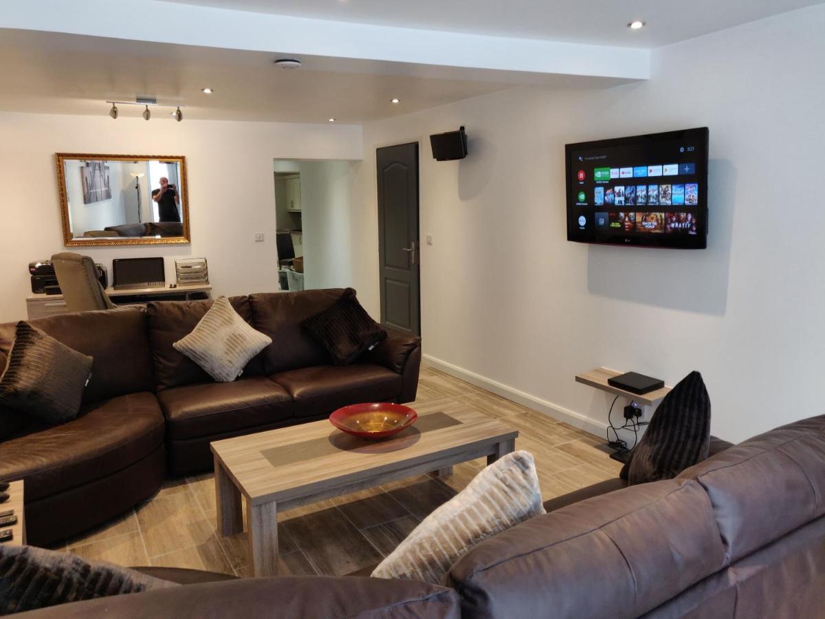 Dobbies Adults Only Boutique Apartment Saint-Marcel-sur-Aude Bagian luar foto